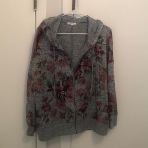 Maurice’s size 0 (XL) grey zip up hoodie